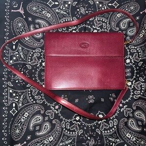 Cartier Bordeaux Trifold shoulder purse🍷